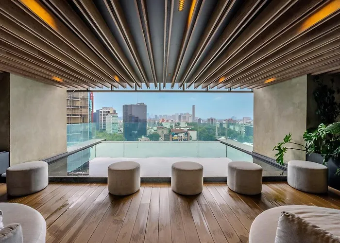 The R Line I Ut Skyline I Views & Pool Apartamento *